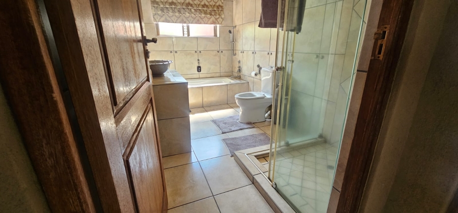 2 Bedroom Property for Sale in Wigwam North West